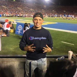 Meet your Posher, Josiah